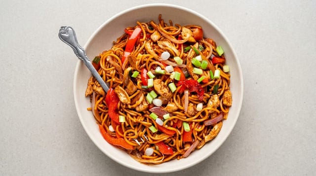 Chicken Schezwan Noodles.